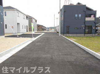 【前面道路含む現地写真】 | 西郷村米中山前新築一戸建て3棟 | 前面道路含む現地写真です