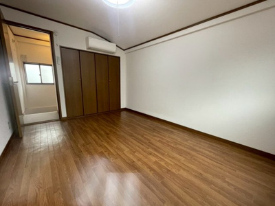 【洋室】 | エステート西立花 | ※お写真は同物件別部屋になります。