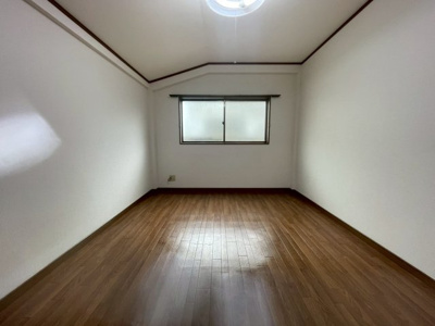 【洋室】 | エステート西立花 | ※お写真は同物件別部屋になります。