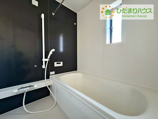 常陸大宮市姥賀町第3　新築戸建　2号棟の浴室|今日も１日お疲れさまでした。広いお風呂で疲れを癒してください、、、♡