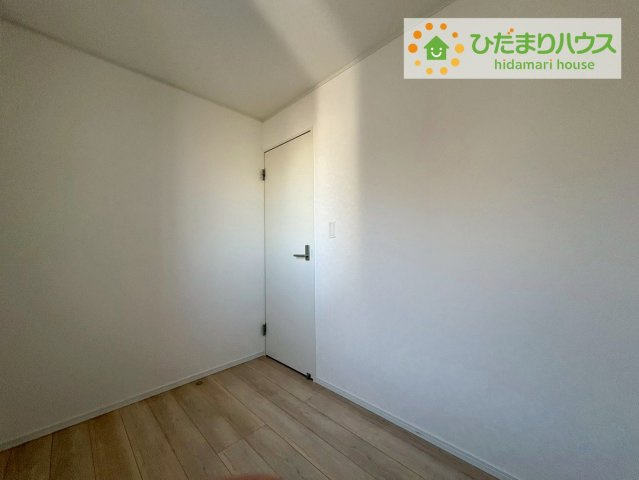 常陸大宮市姥賀町第3　新築戸建　2号棟の収納|こたつや扇風機などの季節物もポンポンしまえる大容量の納戸付き♪