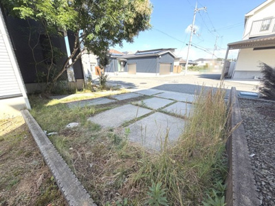 【駐車場】 | 和泉市山荘町3丁目戸建 | 駐車場を敷地奥から撮影しました