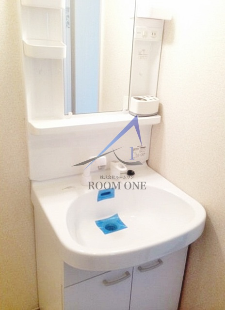 アムール コーポ サンレーク Ⅳの洗面所|洗面台です。