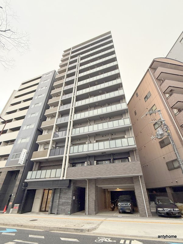 エスリード難波ザ・プレミア 仲介手数料無料の外観