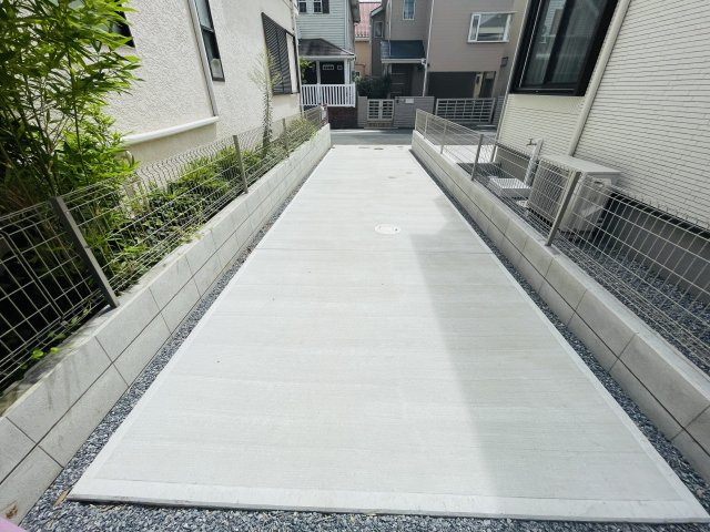 船橋市習志野台５丁目１６期の駐車場