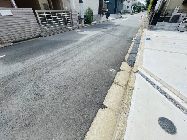船橋市習志野台５丁目１６期の前面道路含む現地写真