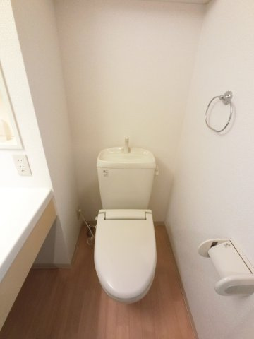 ノーベルパーク 16のトイレ