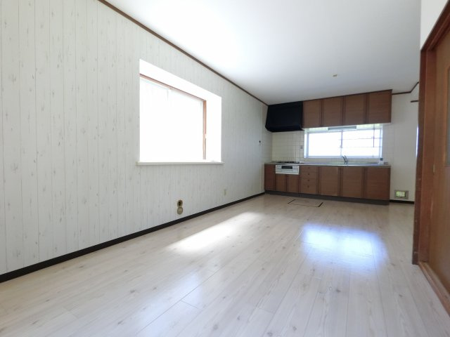 【居間・リビング】