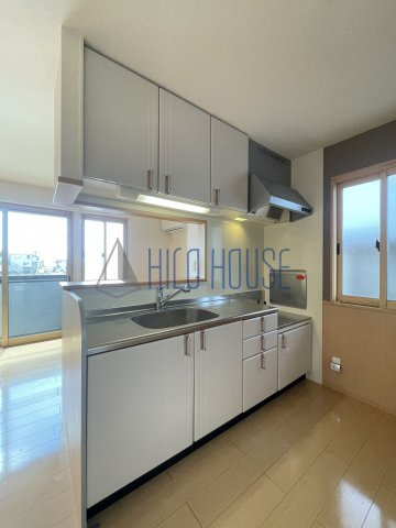 メゾン･アンソレイユ　Ⅵのキッチン