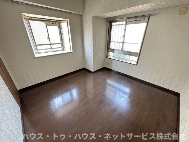 INSURANCE BLDG.XVIIのその他