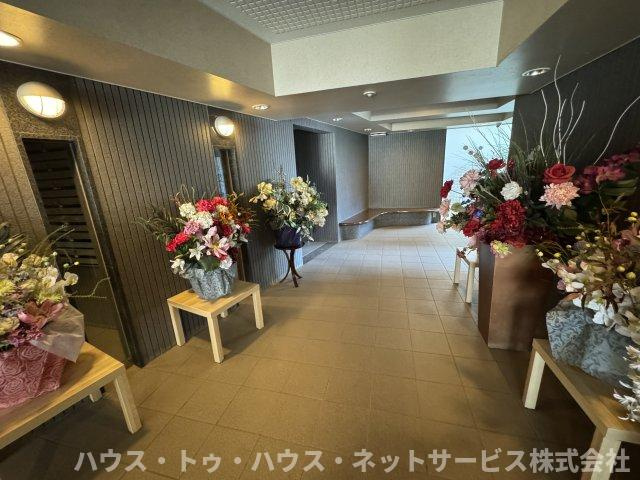 INSURANCE BLDG.XVIIのロビー