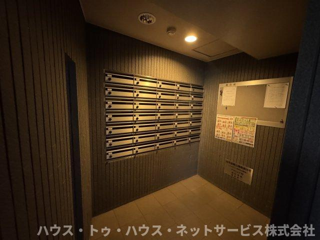 INSURANCE BLDG.XVIIのその他