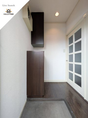 【玄関】 | FOX Bldg.