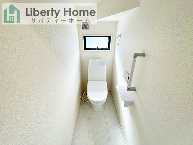 水戸市見川12期　新築戸建　6号棟のトイレ