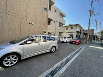 【駐車場】 | ラ・メゾンアンソレイエ板宿