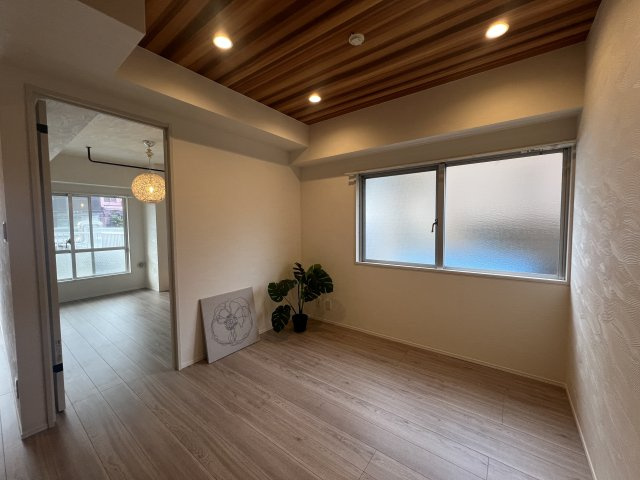 納得のリフォーム！満足の立地！【綱島ダイヤモンドマンション】の居間・リビング|居間です