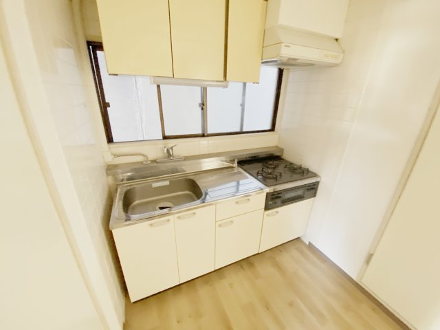 メゾンＳＫのキッチン|窓のあるキッチンスペース☆