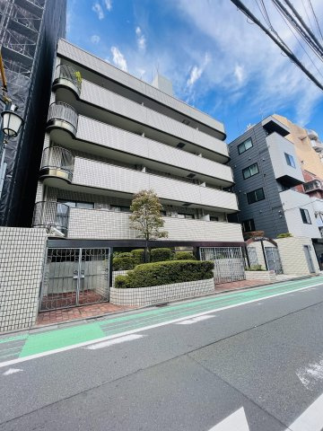 AZALEA COURTの外観