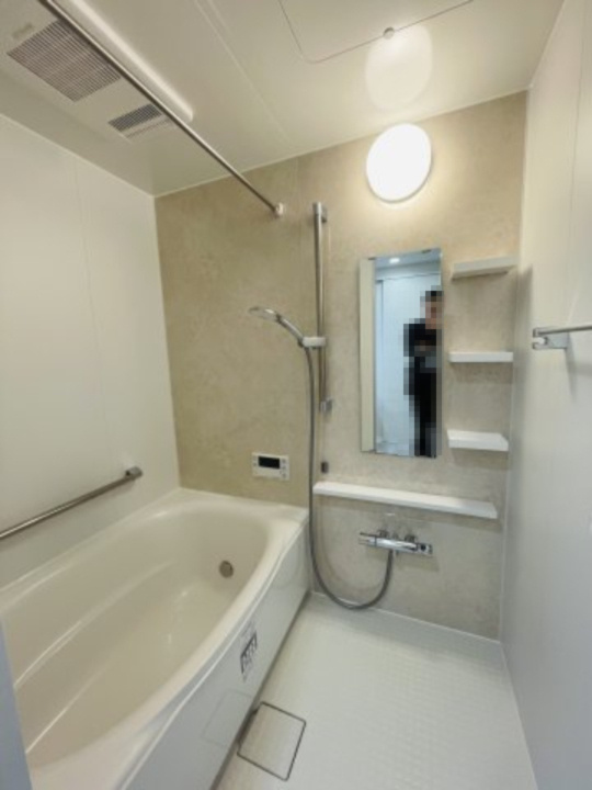 AZALEA COURTの浴室