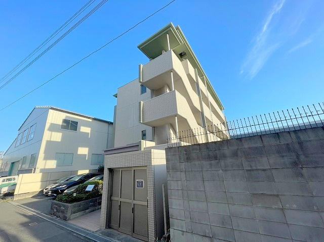 ラ・エスペランサの外観