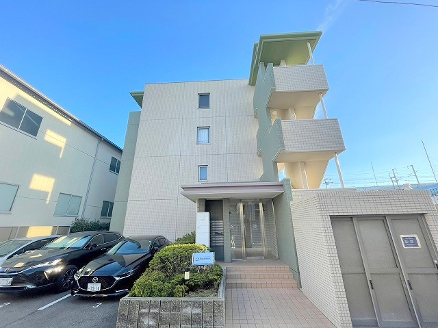 ラ・エスペランサの外観