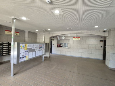 【エントランス】 | 桂ガーデンハイツ