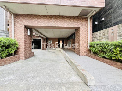 【エントランス】 | リーガル西天満