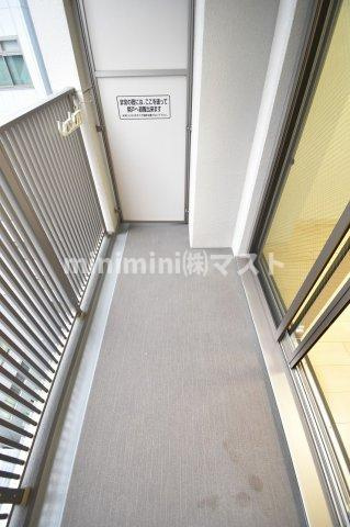 アーデンタワー本町イーストのバルコニー