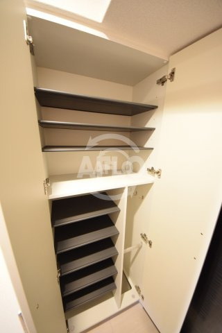 クリスタルグランツ東天満の玄関|クリスタルグランツ東天満　下駄箱