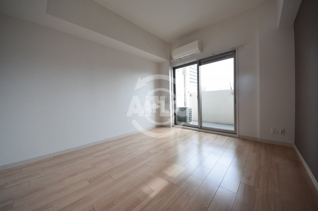 クリスタルグランツ東天満の居間・リビング|クリスタルグランツ東天満　洋室