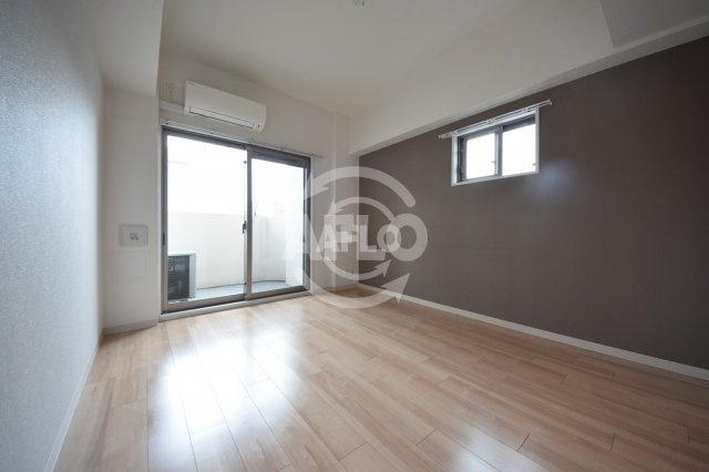 クリスタルグランツ東天満の居間・リビング|クリスタルグランツ東天満　洋室