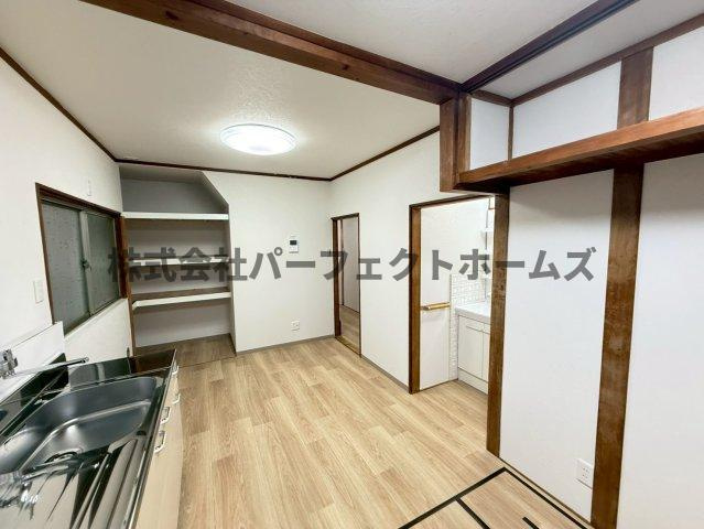 緑町戸建　賃貸の内装|内装は落ち着いています