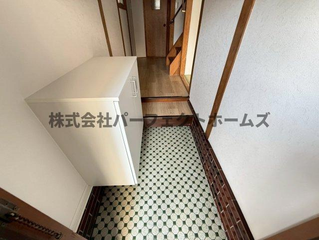 緑町戸建　賃貸の玄関|ゆったりとした玄関です