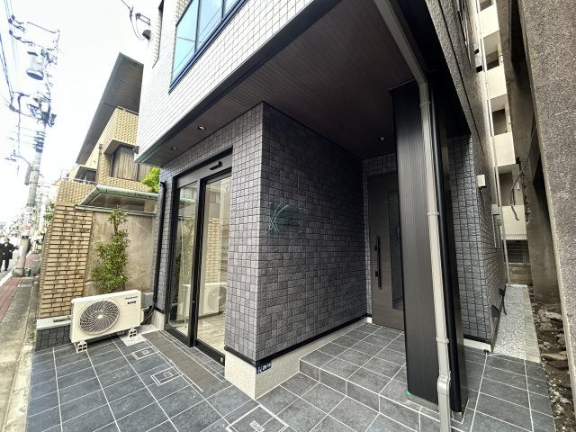 リオン　セレーナのエントランス