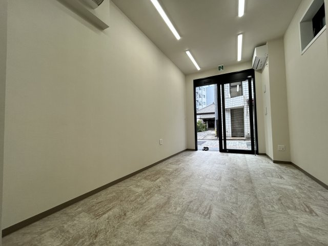 リオン　セレーナのロビー