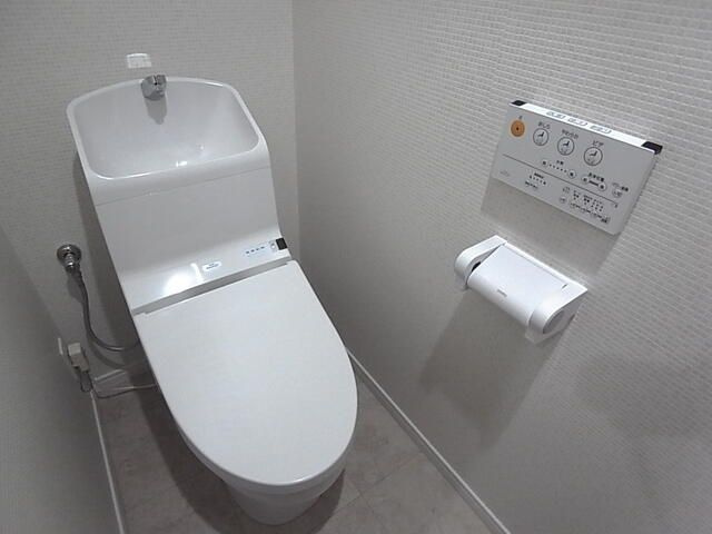 YDビルディングのトイレ