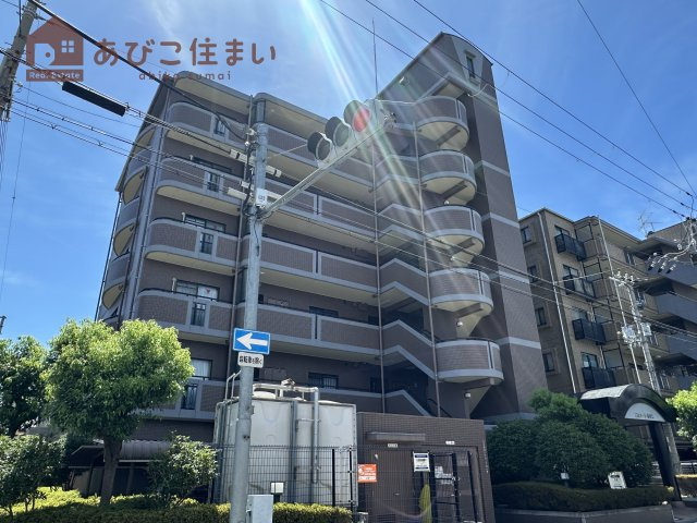 KMコートあびこの外観