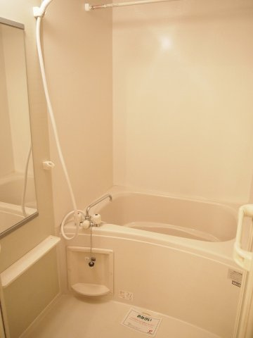 サンメゾンⅠの浴室