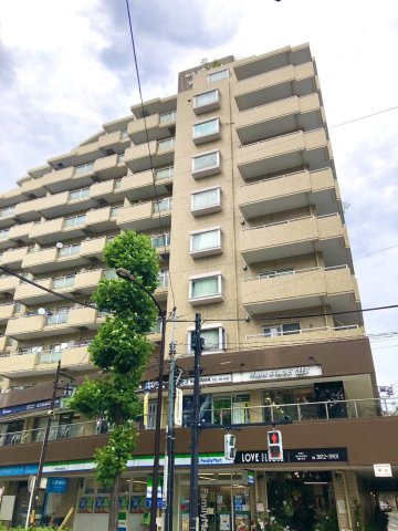 朝日白山マンションの外観