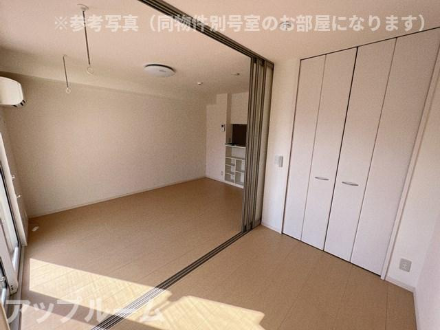 メゾンドールの洋室