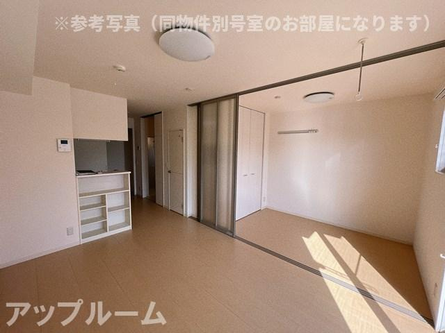 メゾンドールの居間・リビング