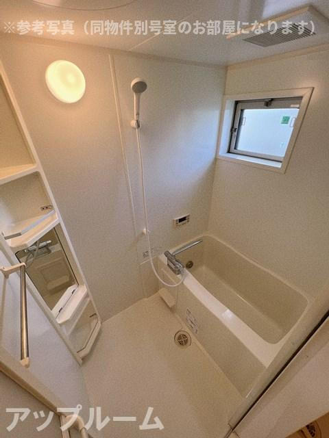 メゾンドールの浴室