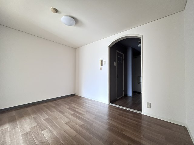 スポール南住吉の洋室