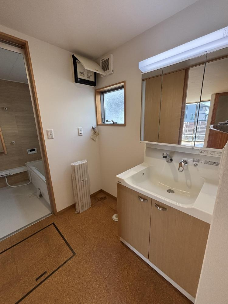 ルシアスの洗面所