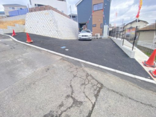 祝成約　八王子市　川口町　新築戸建て　９１期の駐車場|～仲介手数料無料☆八王子ひなた不動産～八王子市川口町　新築戸建て
