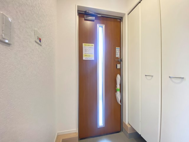 『八王子市新築戸建て』八王子市川口町1497-22【仲介手数料無料】　９１期の玄関|～仲介手数料無料☆八王子ひなた不動産～八王子市川口町　新築戸建て
