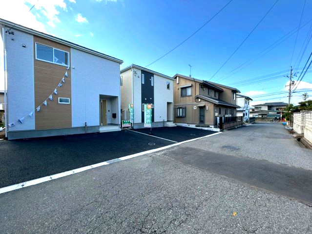 新築戸建　須坂市相森町第１の前面道路含む現地写真