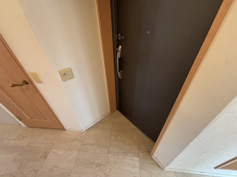 ワコーレ三宮ランドマークシティの玄関