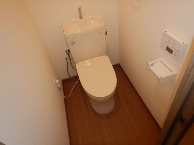 リエゾン楠丘のトイレ