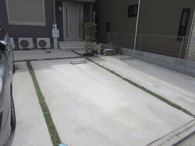 ＷＡＲＭの駐車場